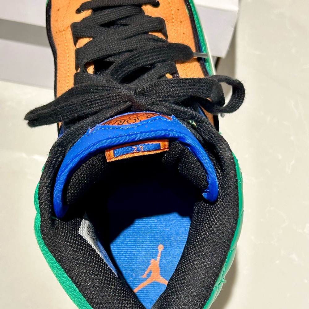 Women's Air Jordan 2
Multi-Colour - Picture 11 of 16